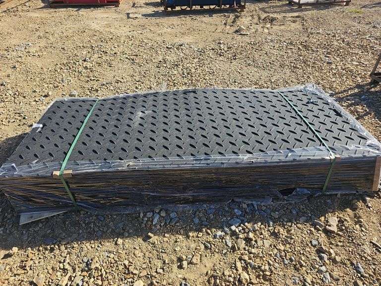 GROUND PROTECTION MATS