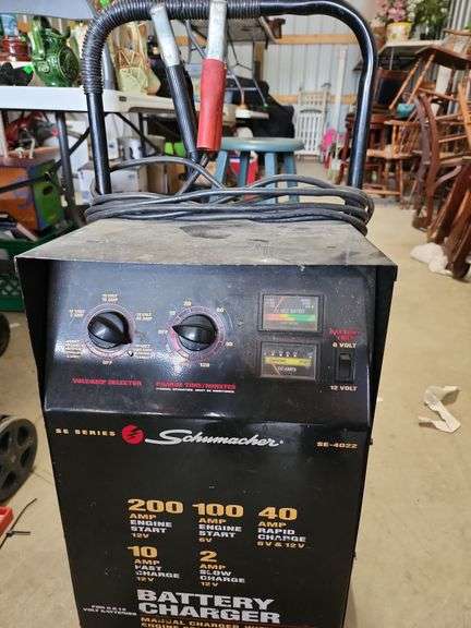 SCHUMACHER BATTERY CHARGER