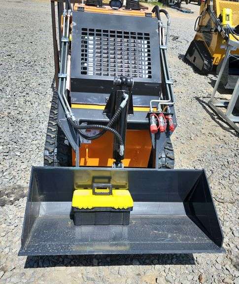 LANDHONOR MINI SKID STEER LOADER