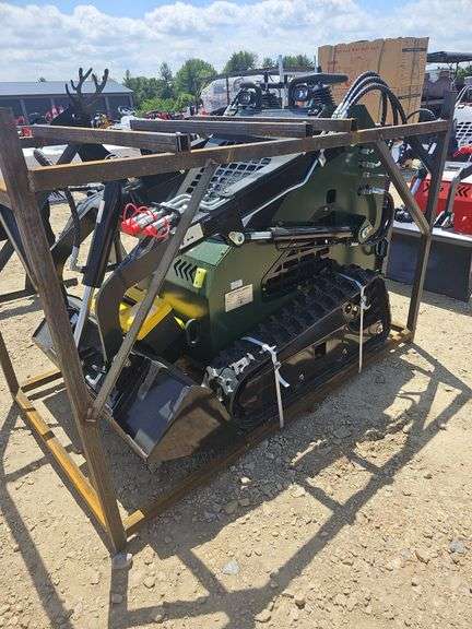 ZJG SKID STEER LOADER