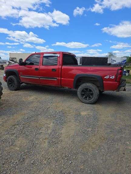 2005 GMC 2500 DURAMAX 3/4 TON