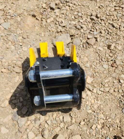 narrow digging bucket