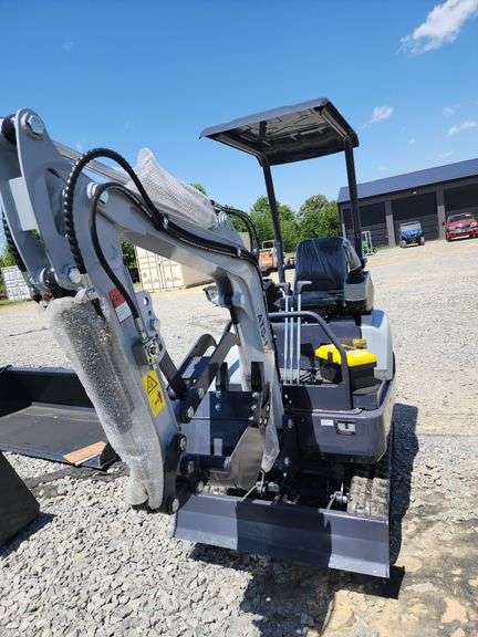 ATS -ME18 MINI EXCAVATOR