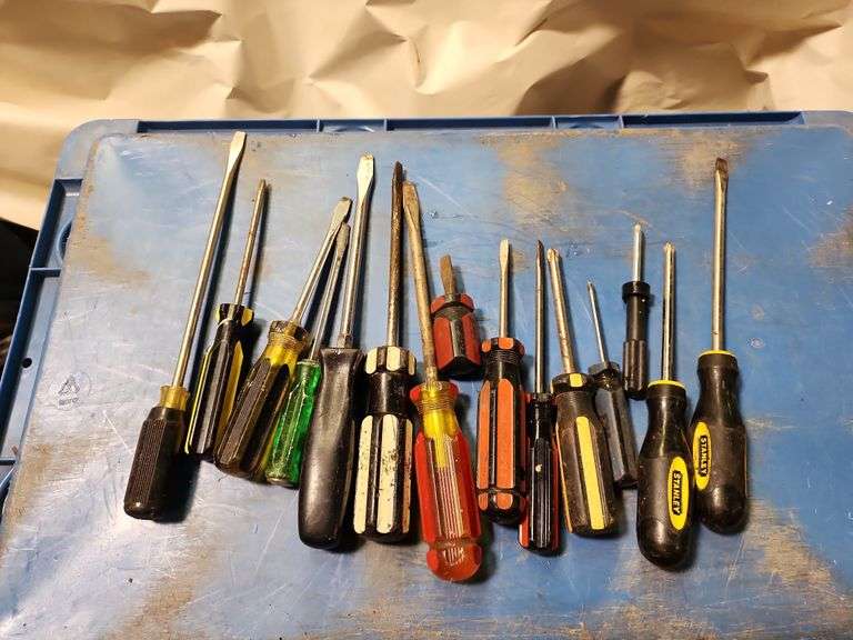 Assortment of screwdrivers