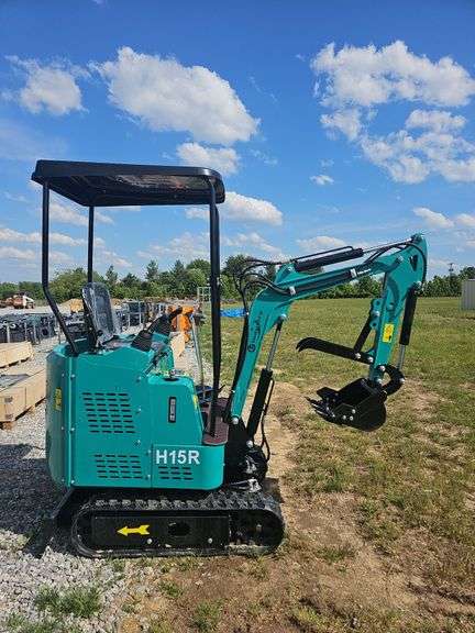 CFG INDUSTRIAL H15R MINI EXCAVATOR