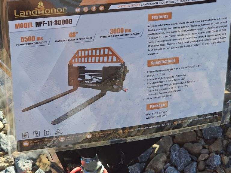 LANDHONOR HYDRAULIC SKID STEER PALLET FORKS