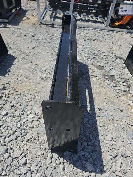 WOLVERINE SKID STEER PALLET FOR ATTACHMENT