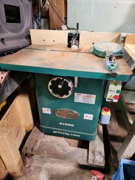 Grizzly Model G1026 3 HP shaper
