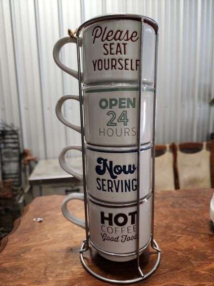 Coffee carafe and coffee mug set