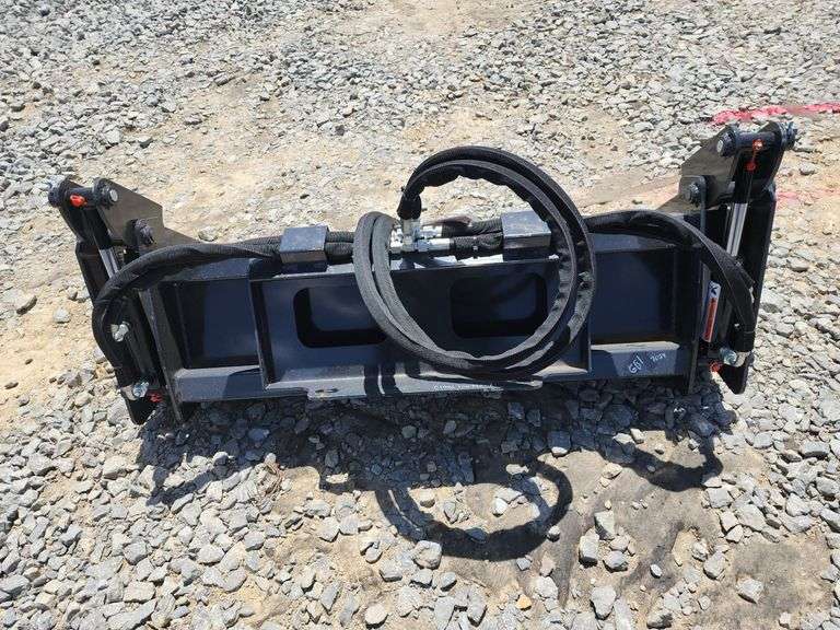 WOLVERINE MINI SKID STEER COMBINATION BUCKET