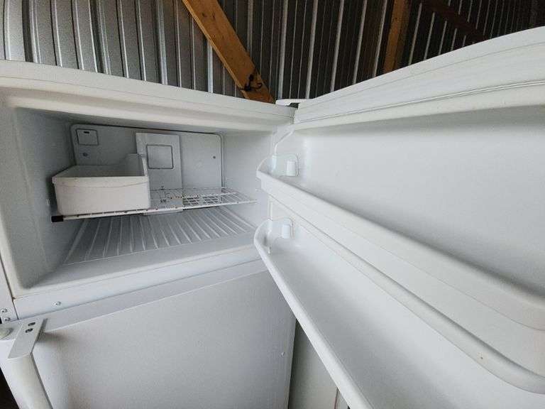 Frigidaire Refrigerator