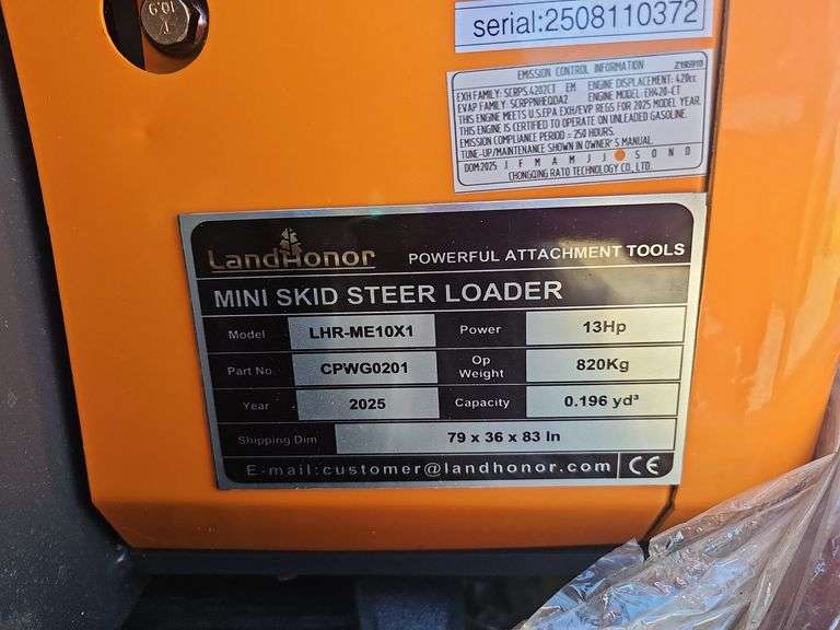 LANDHONOR MINI SKID STEER LOADER
