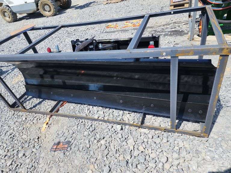 MOWER KING 84" SKID STEER DOZER BLADE