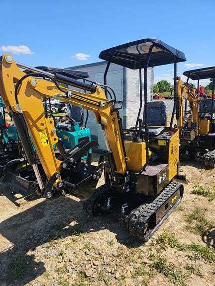 CFG INDUSTRIAL H12R MINI EXCAVATOR