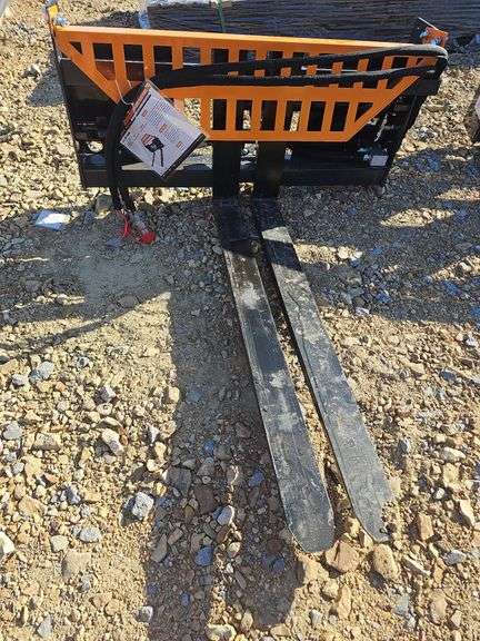 LANDHONOR HYDRAULIC SKID STEER PALLET FORKS