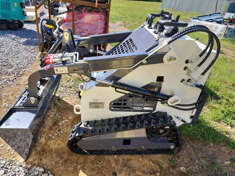 ZJG SKID STEER LOADER