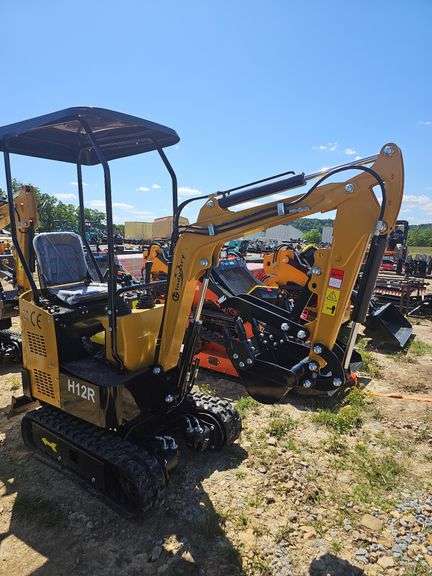 CFG INDUSTRIAL H12R MINI EXCAVATOR