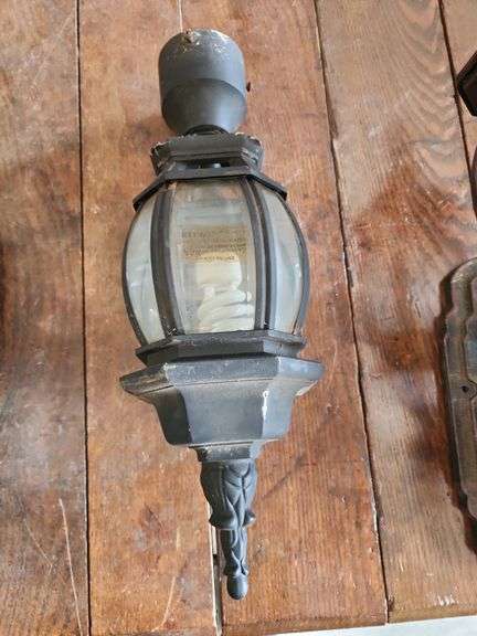PORCH LIGHT FIXTURES