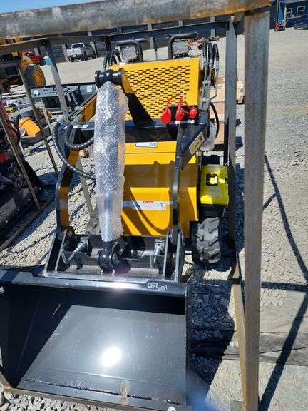 AGT MINI SKID STEER MX-MRT14 TRACK LOADER