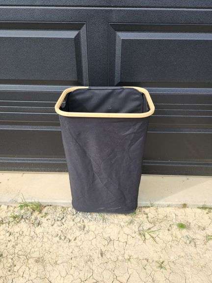 Qualiazero 87L Single Hamper with Removable Bag