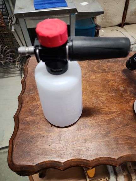 Outdoor spray bottles