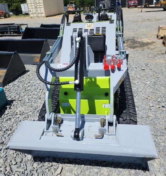 ATS-T460 MINI SKID STEER LOADER