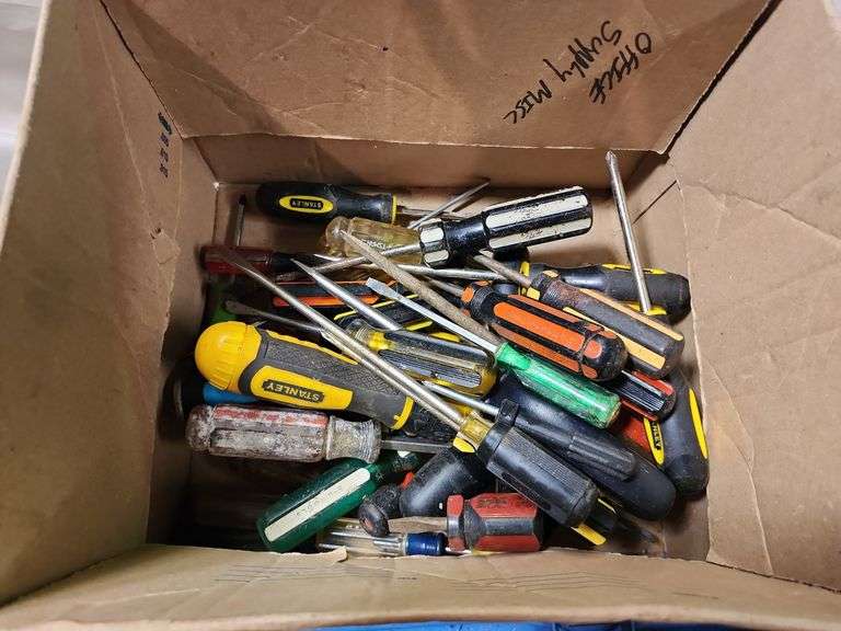 Assortment of screwdrivers