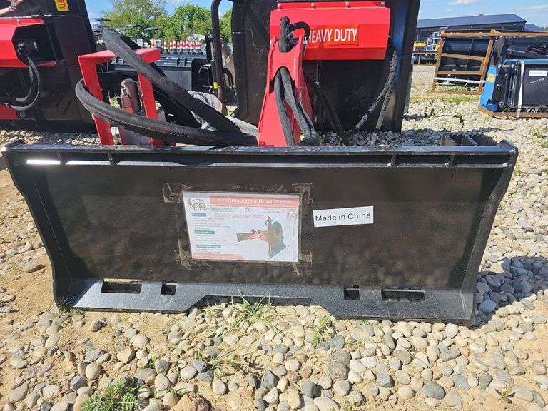 RAYTREE 44' ARTICULATING BRUSH CUTTER