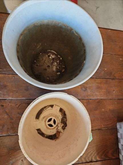 Plastic Flower Pots