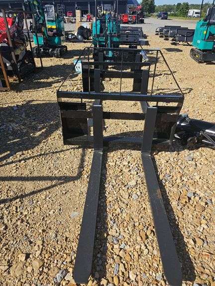 Skid Steer Pallet Forks