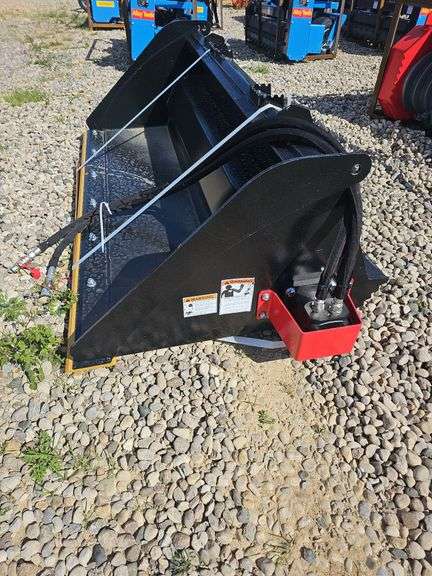 RAYTREE 72'POWER RAKE BUCKET