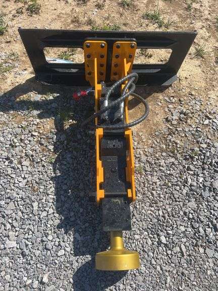 FUTURE SKID STEER PILE HAMMER
