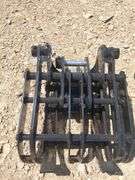 MINI EXCAVATOR GRAPPLE ATTACHMENT