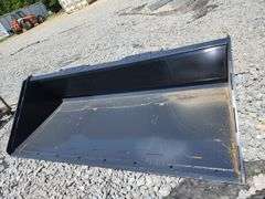 WOLVERINE SKID STEER 84" SMOOTH BUCKET ATTACHMENT