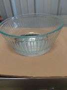 Pyrex Sculpted mixing bowls