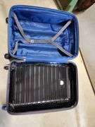 DELSEY hardshell suitcase