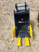 narrow digging bucket