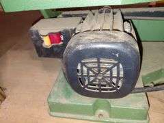 Central Machinery 16-inch Scroll Saw