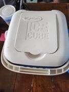 IGLOO COOLERS