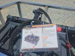 LANDHONOR MINI SKID STEER GRAPPLE BUCKET