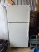GE Refrigerator