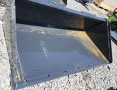 WOLVERINE SKID STEER 72" SMOOTH BUCKET ATTACHMENT