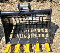 heavy-duty skeleton rock bucket attachment