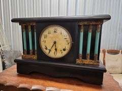 Vintage William L. Gilbert parlor mantle clock