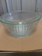 Pyrex Sculpted mixing bowls