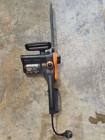 WORX Electric Chain Saw