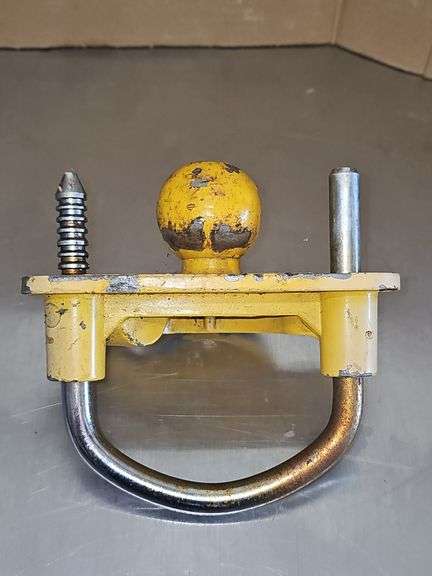 Reese Towpower Heavy-Duty Universal Coupler Lock