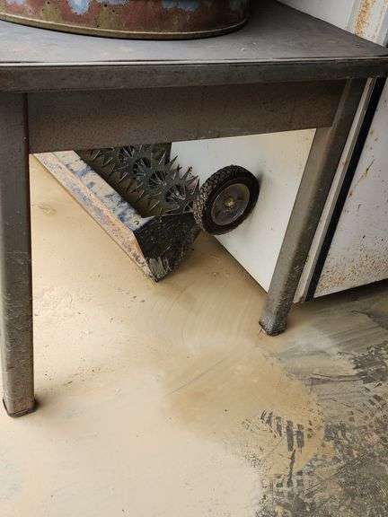 Vintage Metal Work Bench