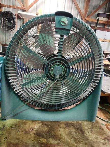Lakewood air circulator fan & Desktop fan