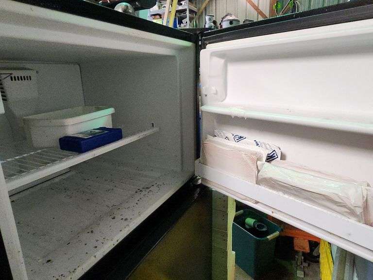 Whirlpool refrigerator